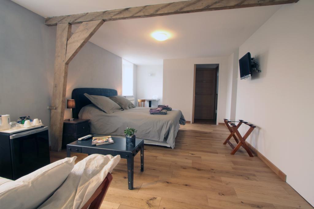 Monts Et Merveilles Godewaersvelde Room photo